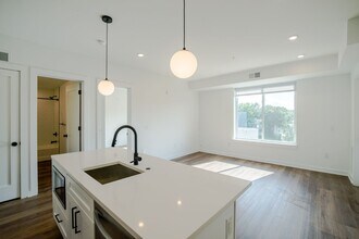The Marc in Philadelphia, PA - Building Photo - Interior Photo