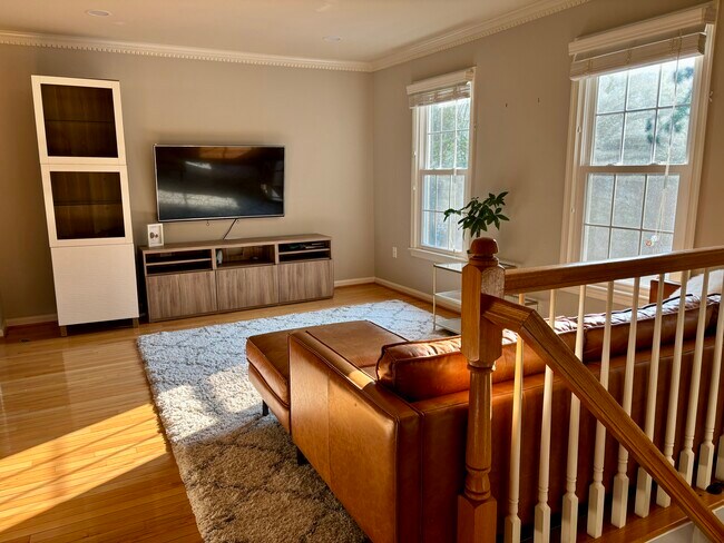 2057 Pieris Ct in Vienna, VA - Building Photo - Building Photo