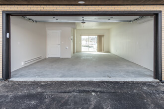 Kingsbury Village in Sheboygan, WI - Building Photo - Interior Photo