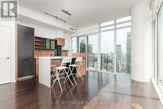 75 St Nicholas St in Toronto, ON - Building Photo - Building Photo