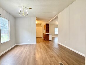 4512 Spring Hill Rd in Timmonsville, SC - Building Photo - Building Photo