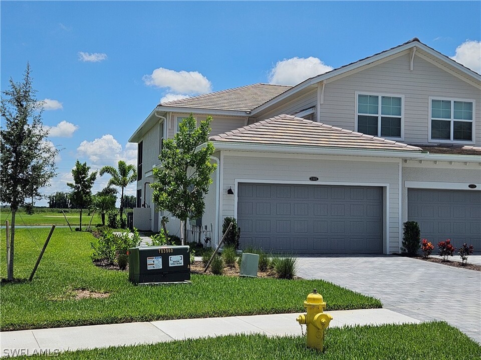 6044 Ellerston Wy-Unit -1511 in Ave Maria, FL - Foto de edificio