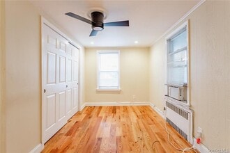 600 1st Ave in New Hyde Park, NY - Building Photo - Building Photo