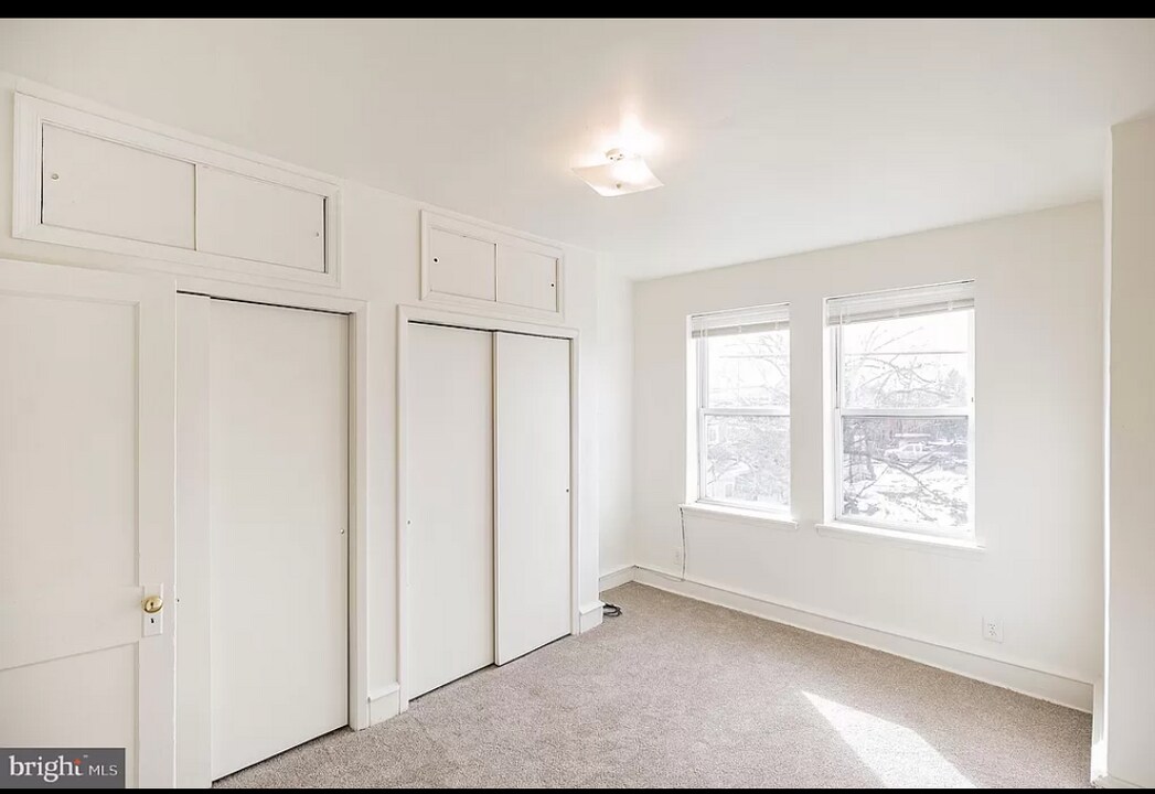 5244 Pennsgrove St, Unit 3 in Philadelphia, PA - Building Photo
