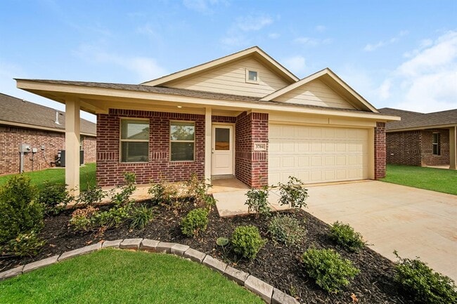3704 Palmetto Blf Dr in Mustang, OK - Building Photo - Building Photo