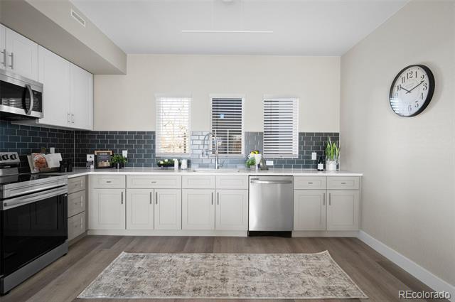 2650 S Delaware St in Denver, CO - Building Photo