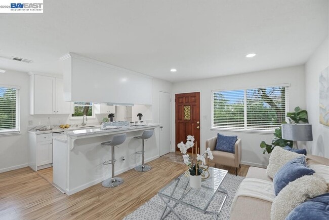 property at 2204 Segundo Ct