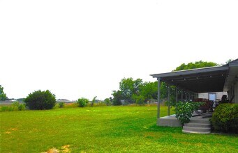2200 N Co Rd 122 in Round Rock, TX - Building Photo - Building Photo