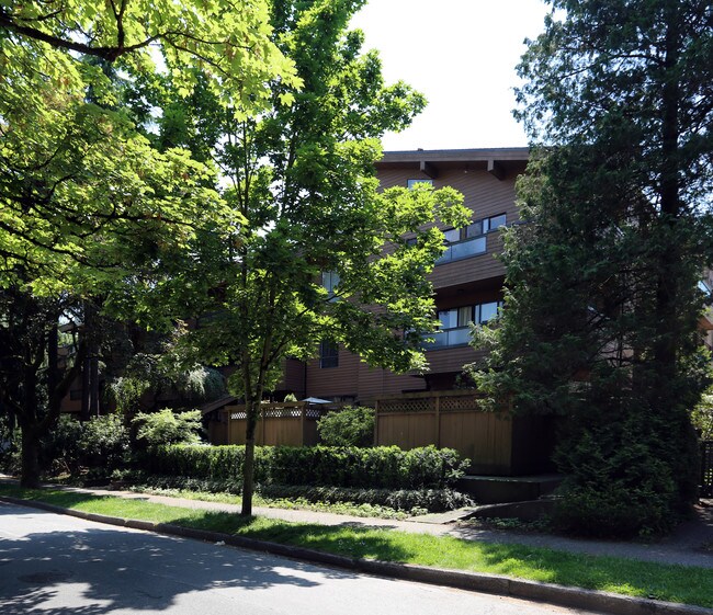 Westview in Vancouver, BC - Building Photo - Building Photo