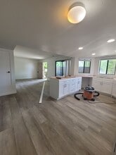 1161 Johnson Dr in Ventura, CA - Building Photo - Building Photo