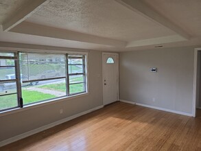 7904 Park Ave in Kansas City, MO - Building Photo - Building Photo