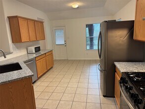 10 Druids Glen Pl in Spring, TX - Building Photo - Building Photo