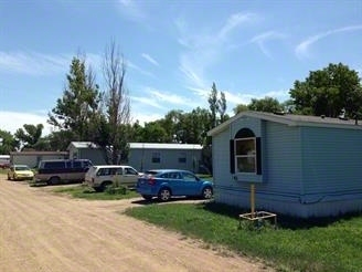 42 Country Side Est in Redfield, SD - Building Photo - Building Photo