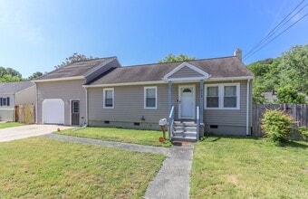 614 Sedgefield Dr in Newport News, VA - Building Photo - Building Photo