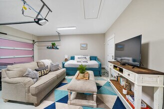 121 Christmas Tree Ln in Panama City Beach, FL - Building Photo - Building Photo