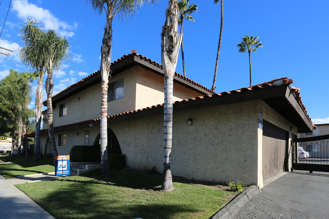 La Paloma in El Cajon, CA - Building Photo