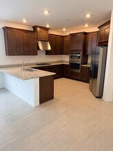 15077 Shady Palms Ln in Nokomis, FL - Building Photo - Building Photo