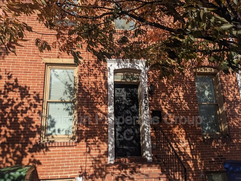 1206 W Lombard St in Baltimore, MD - Building Photo