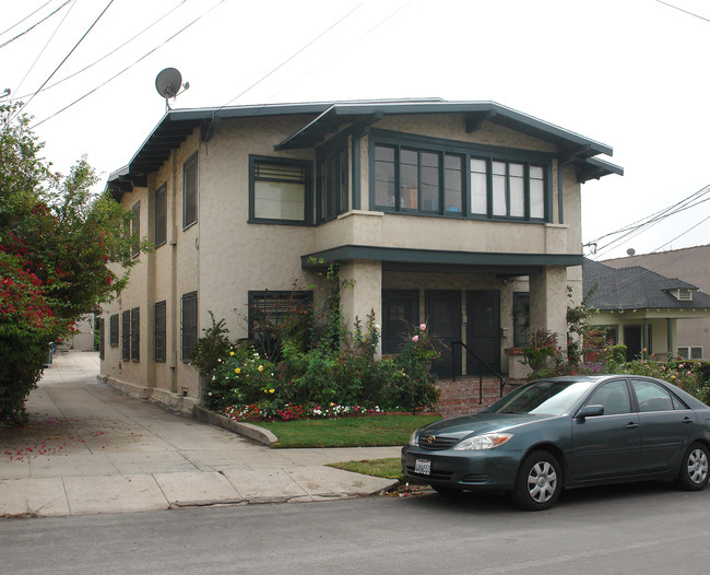 1126-1130 Mohawk St in Los Angeles, CA - Foto de edificio - Building Photo