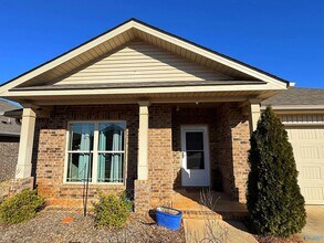 121 Daymark Dr in Madison, AL - Building Photo - Building Photo