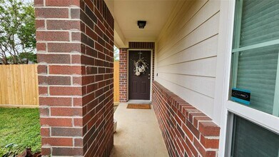 4903 Spring Showers Ct in Houston, TX - Building Photo - Building Photo