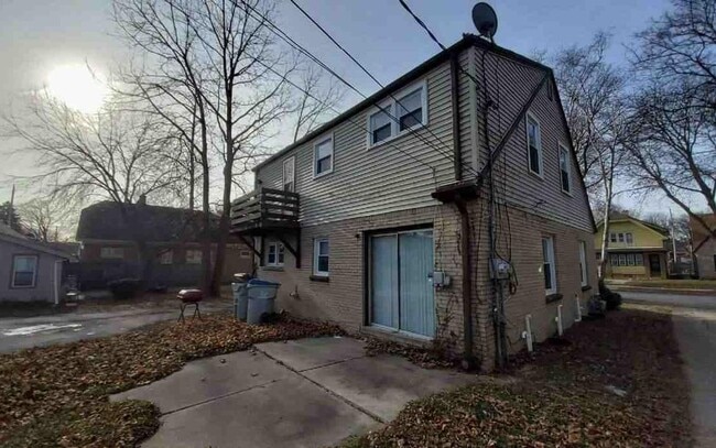 property at 3260 N 49th St