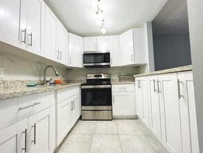 4 Ventnor Dr in Deerfield Beach, FL - Building Photo - Building Photo