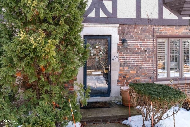 476 St Clair Ave in Grosse Pointe, MI - Building Photo - Building Photo