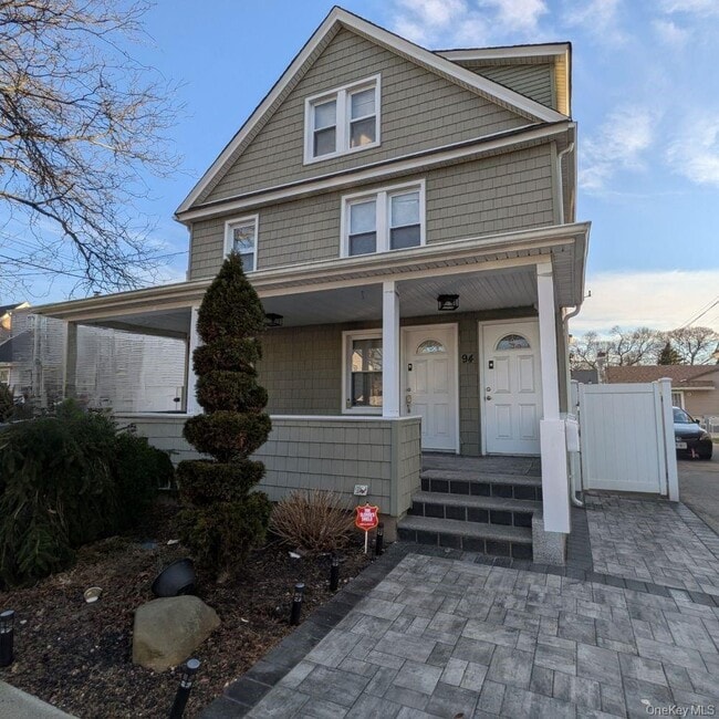 property at 94 Underhill Ave