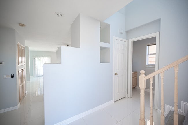 8420 Bay Crest Dr in Las Vegas, NV - Building Photo - Building Photo