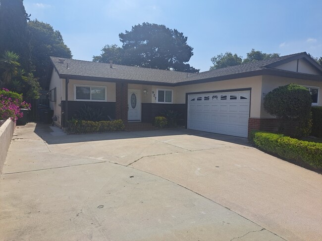 927 Rutgers Ave in Chula Vista, CA - Building Photo - Building Photo