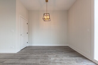 4021 N Keystone Ave in Chicago, IL - Building Photo - Building Photo