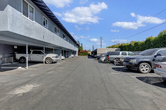 710 Claraday St in Glendora, CA - Building Photo - Building Photo