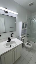 1270 W 42nd St in Hialeah, FL - Building Photo - Building Photo