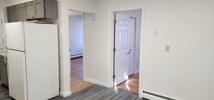 29 William St, Unit 11 in Worcester, MA - Foto de edificio - Building Photo