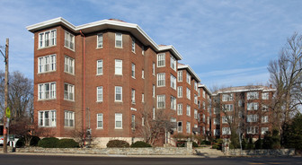 San Carlos Apartments