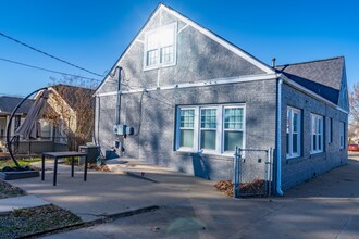 2208 E 13th St in Tulsa, OK - Building Photo - Building Photo