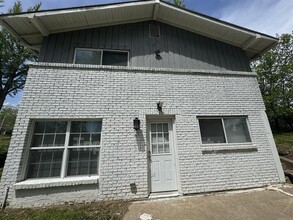 710 Jungs Station Rd in St. Charles, MO - Building Photo - Building Photo