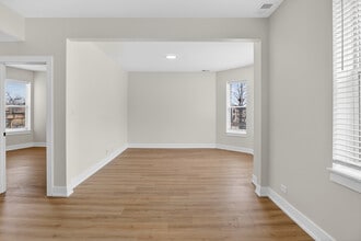 4622 S Calumet Ave in Chicago, IL - Building Photo - Building Photo