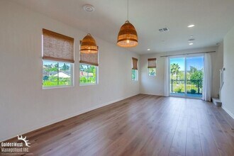 10541 Graphite St in Spring Valley, CA - Building Photo - Building Photo