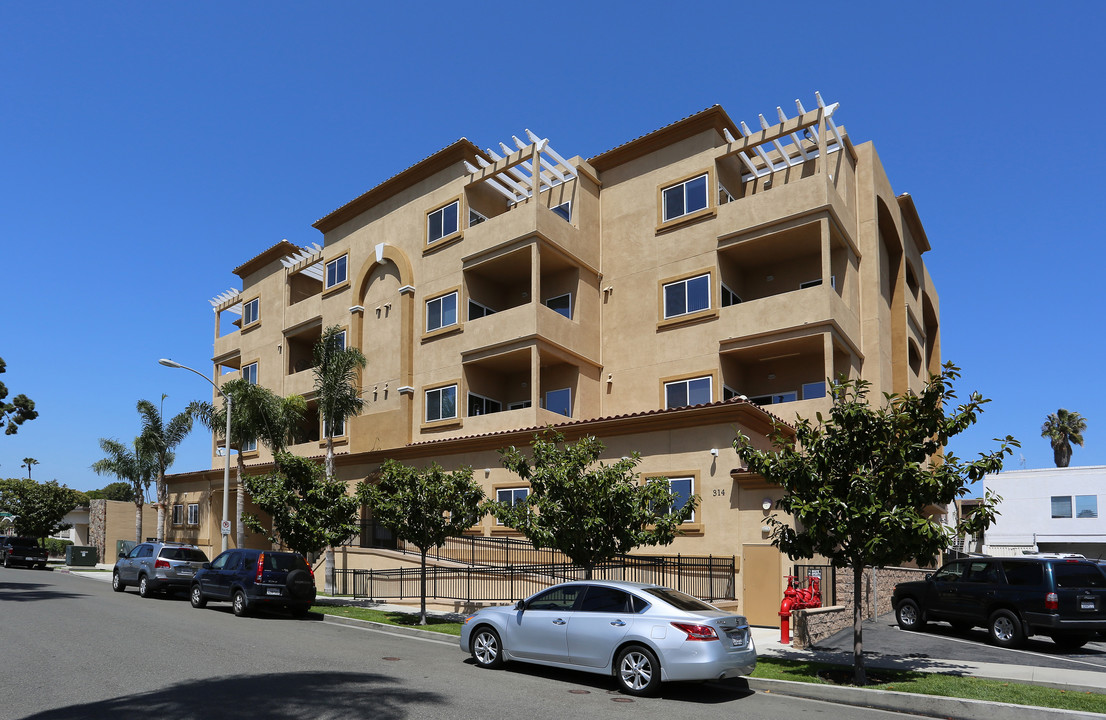 314 Nevada St in Oceanside, CA - Foto de edificio