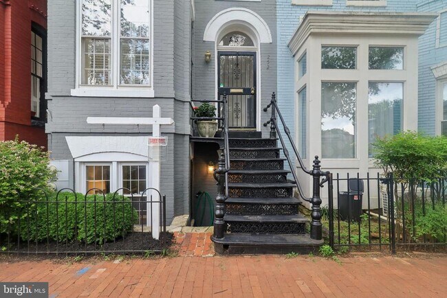 252 11th St SE in Washington, DC - Building Photo - Building Photo