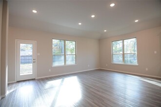 1109 Yellowstone River Rd in Montgomery, TX - Building Photo - Building Photo