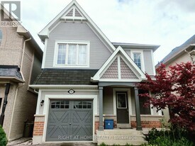 15 Allworth Crescent in Bowmanville, ON - Building Photo