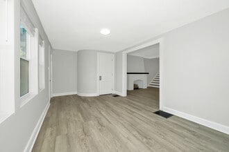 3343 Carrollton Ave in Indianapolis, IN - Building Photo - Building Photo