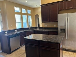 854 Kazaros Cir in Ocoee, FL - Building Photo - Building Photo