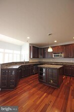 22330 Dolomite Hills Dr in Ashburn, VA - Building Photo - Building Photo