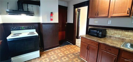 156 Chadduck Ave in Buffalo, NY - Building Photo - Building Photo