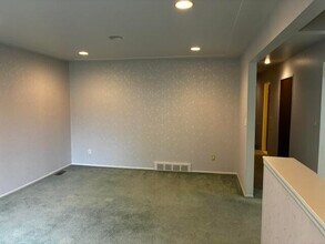 2716 Hawks Ave in Ann Arbor, MI - Building Photo - Building Photo