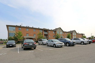 The Canterbury in Barrie, ON - Building Photo - Primary Photo